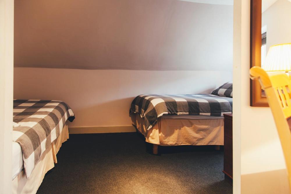 Dundee Backpackers Hostel Exteriör bild