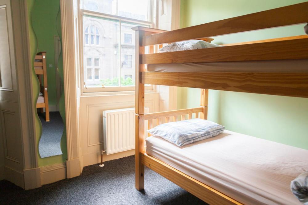 Dundee Backpackers Hostel Exteriör bild