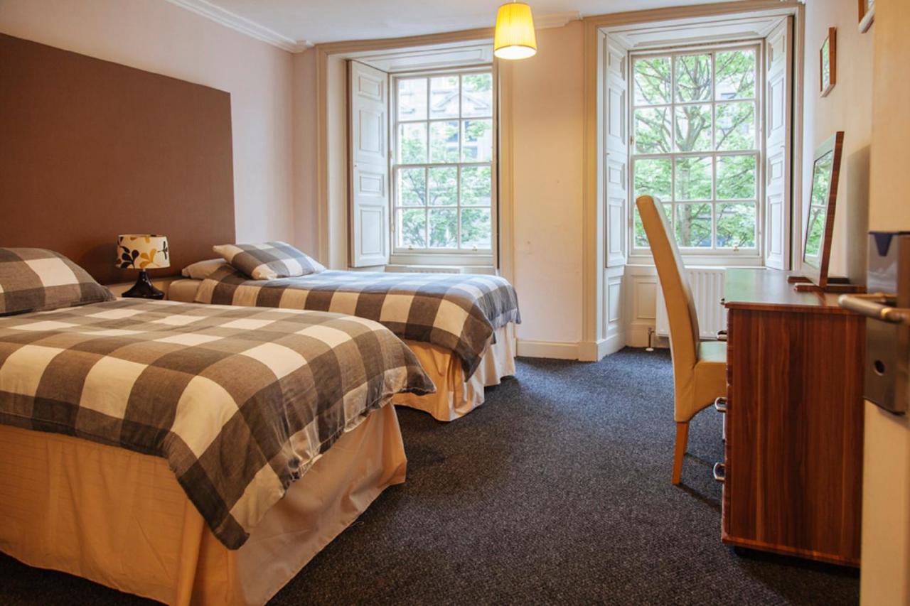 Dundee Backpackers Hostel Exteriör bild